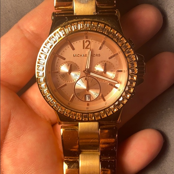 Michael Kors Accessories - Michael Kors Rose Gold watch